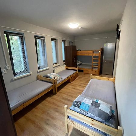 Dom U Dorogi Vandrarhem Ozarow Mazowiecki Exteriör bild